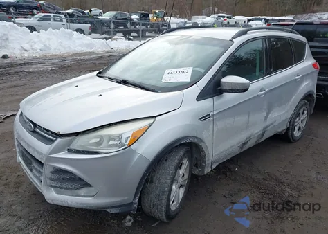 2014 Ford Escape Se z USA, uszkodzony, nr VIN 1FMCU9G98EUC33548